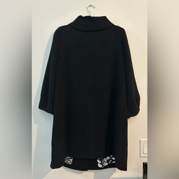Wool blended black coat - Picture 3 of 5